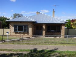 9 Luke St, Stawell VIC 3380, Australia