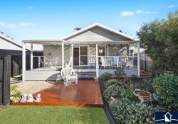 21A Commonwealth Ave, Blackwall NSW 2256, Australia