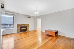 22 Brazilia Dr, Glen Waverley VIC 3150, Australia