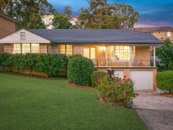 41 Cambridge Ave, North Rocks NSW 2151, Australia