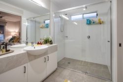 21/7 Catherine Cres, Lavington NSW 2641, Australia