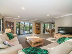 18 Commodore Court, Gulf Harbour, Rodney, Auckland, 0930, New Zealand
