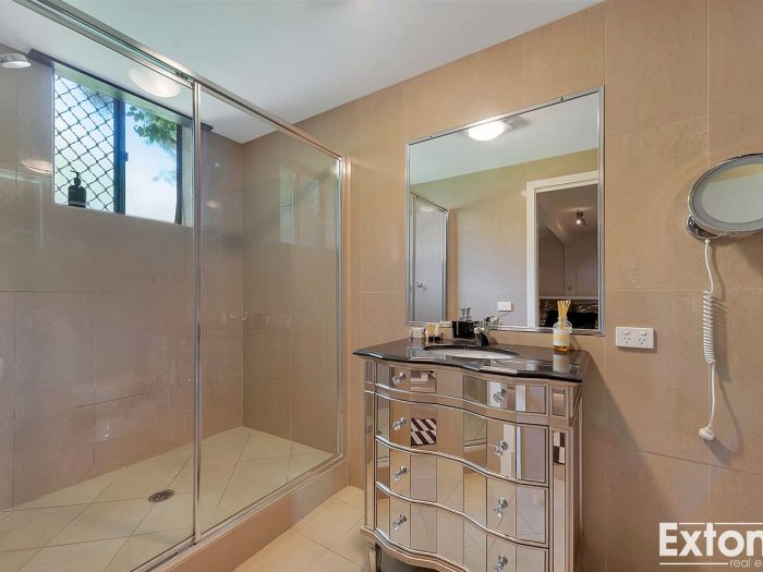 Unit 2/699 Kiewa St, Albury NSW 2640, Australia