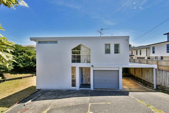 2 Kimber Hall Avenue, Blockhouse Bay, Auckland, 1041, New Zealand