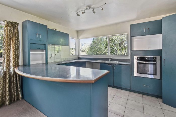 2 Kimber Hall Avenue, Blockhouse Bay, Auckland, 1041, New Zealand