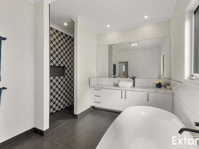 12 Kingfisher Dr, Mulwala NSW 2647, Australia