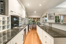 47 Molesworth St, Kew VIC 3101, Australia