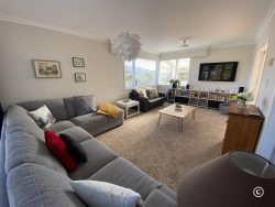 59 Raroa Terrace, Tawa, Wellington, 5028, New Zealand