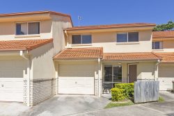 Unit 8/13-15 Kingston Dr, Banora Point NSW 2486, Australia