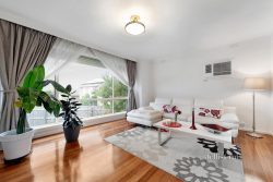 3 Robe Ct, Glen Waverley VIC 3150, Australia