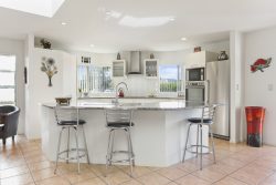 18 Waru Nui Court, Orewa, Rodney, Auckland, 0931, New Zealand