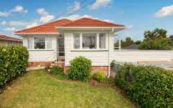 36A Farrelly Ave, Owairaka, Auckland, 1041, New Zealand