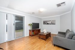 9 Burrundulla Rd, Bourkelands NSW 2650, Australia