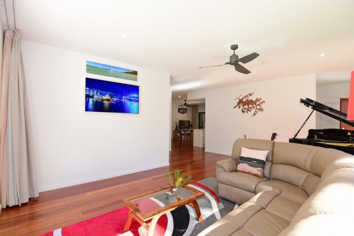 8 Monarch Pl, Callala Bay NSW 2540, Australia