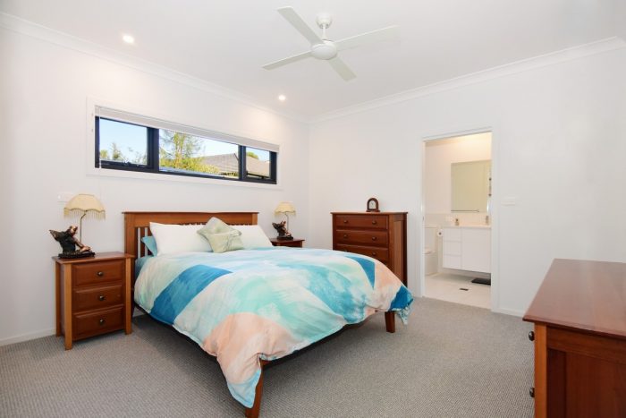 8 Monarch Pl, Callala Bay NSW 2540, Australia