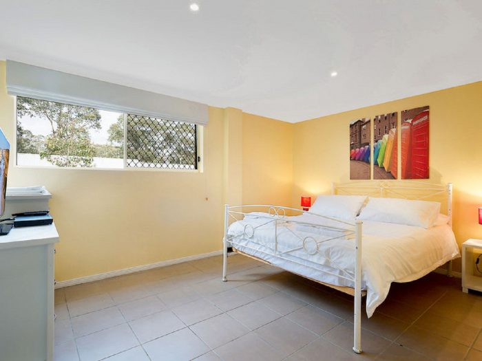 2 Gareth Ave, Narooma NSW 2546, Australia