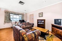 72 Lemont Ave, Mount Waverley VIC 3149, Australia