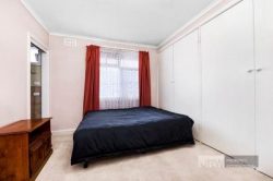 72 Lemont Ave, Mount Waverley VIC 3149, Australia