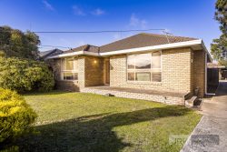 Unit 1/26 Bruce St, Dandenong VIC 3175, Australia