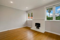 104 Kiwi Road, Point Chevalier, Auckland, 1022, New Zealand