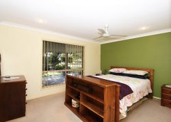 15-19 Vine Forest Dr, Dundowran Beach QLD 4655, Australia