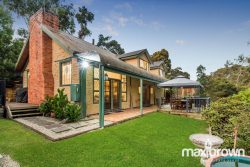 8 Hazel St, Mount Evelyn VIC 3796, Australia