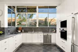 4 Banks St, Monterey NSW 2217, Australia