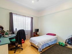 5 Victoria St, Windermere Park NSW 2264, Australia