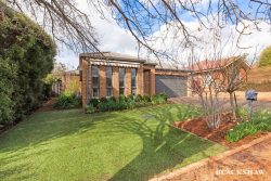 12 Betty Maloney Cres, Banks ACT 2906, Australia