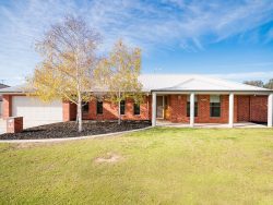 6 Firetail St, Thurgoona NSW 2640, Australia