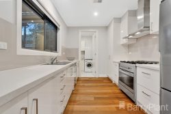 Unit 1/35 Irving St, Mount Waverley VIC 3149, Australia