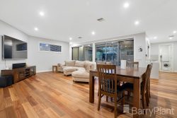 Unit 1/35 Irving St, Mount Waverley VIC 3149, Australia