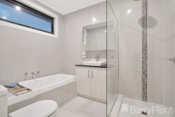 Unit 1/35 Irving St, Mount Waverley VIC 3149, Australia