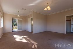 4 Judy St, Gundagai NSW 2722, Australia
