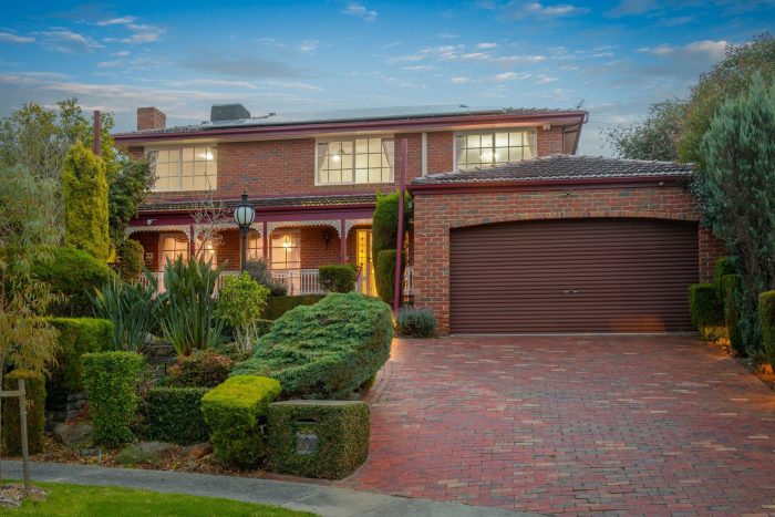 10 Pentland Ct, Glen Waverley VIC 3150, Australia