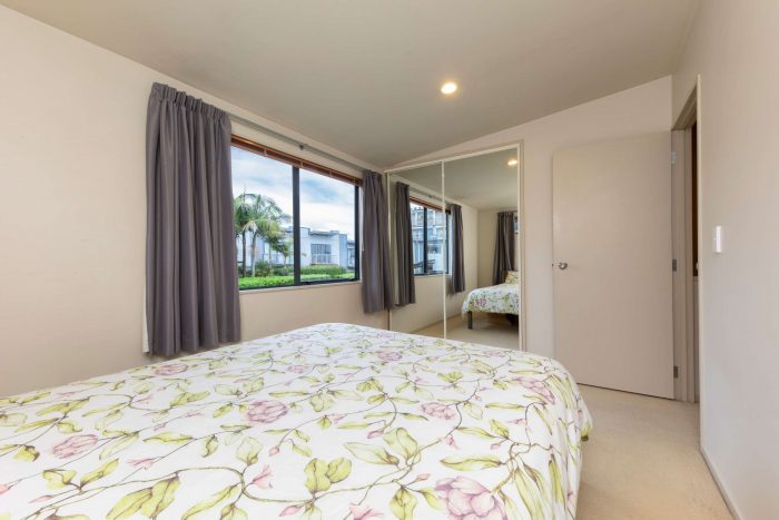 49/8 Soljak Place, Mount Albert, Auckland, 1025, New Zealand