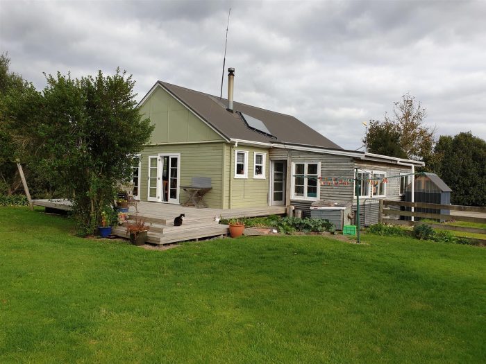 85 Te Pahi River Drive, Paparoa, Kaipara, Northland, 0583, New Zealand