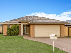 10 Tempranillo Cres, Cessnock NSW 2325, Australia