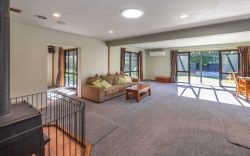 2 Azalea Close, Templeton, Christchurch City, Canterbury, 8042, New Zealand