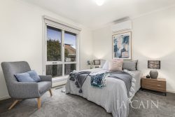 Unit 1/41 Britten St, Glen Iris VIC 3146, Australia