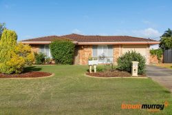 10 Mallard St, Thornlie WA 6108, Australia