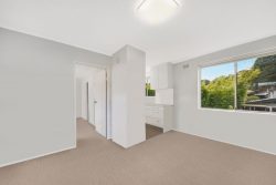 3/143-145 Burns Bay Rd, Lane Cove NSW 2066, Australia