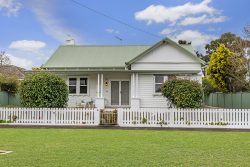 6 Lonsdale St, Hamilton VIC 3300, Australia