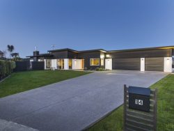 14 Doncaster Court, Awapuni, Palmerston North, Manawatu / Whanganui, 4412, New Zealand