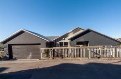 65 Hawtrey Terrace, Churton Park, Wellington, 6037, New Zealand