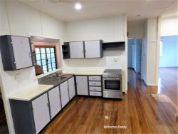 13 Johns Parade, Atherton QLD 4883, Australia