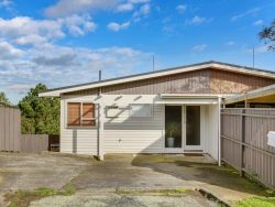 15A Colchester Crescent, Newlands, Wellington, 6037, New Zealand