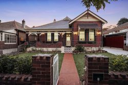 1 Tahlee St, Burwood NSW 2134, Australia