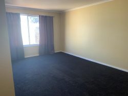 15 Nyaroo Ct, Roxby Downs SA 5725, Australia