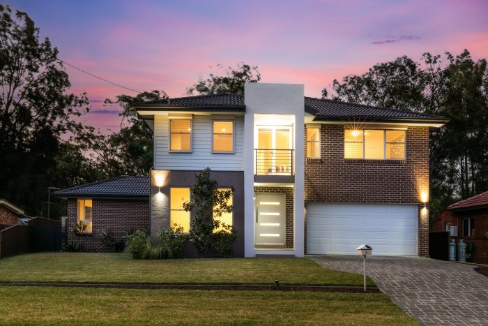 19 Nyngan Pl, Miranda NSW 2228, Australia